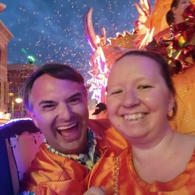 SAHM having zany adventures with my partner and our boys. Theme park addict, travel enthusiast, animal lover and passionate about living life to the fullest