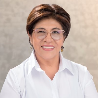 Diputada Federal, humanista, periodista, académica y política. Entregada y enamorada de Veracruz.
