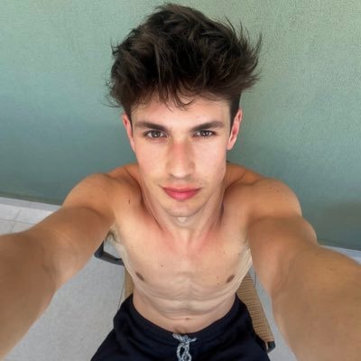 Feeling pretty naughty so...... 😩 lets have some fun............... this account is linked to my main for meetups