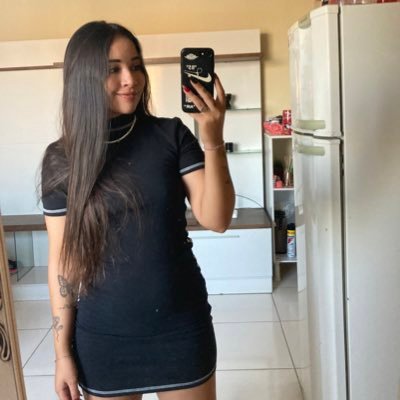 pamellamoraes14's profile picture. •♒• 23y•🌱