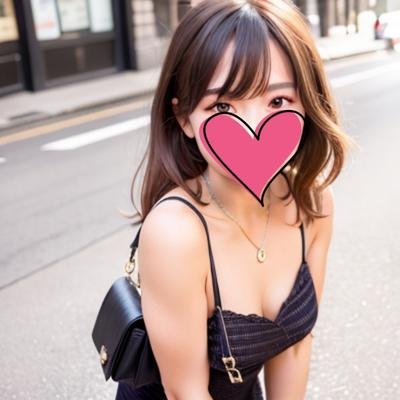 カフェ店員/ファッション好き。すぐにオナはじめちゃう。どんなポーズが好き?ー上のお口も下のお口も空いてます♥