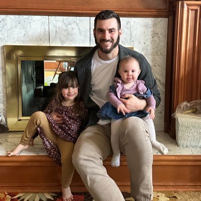 DossieDDD's profile picture. 