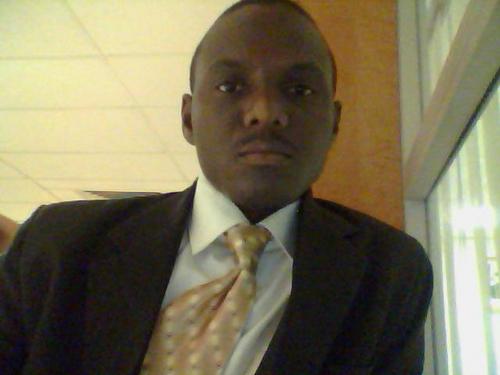 OsiajeShadovo's profile picture. am a lawyer and God fearing.