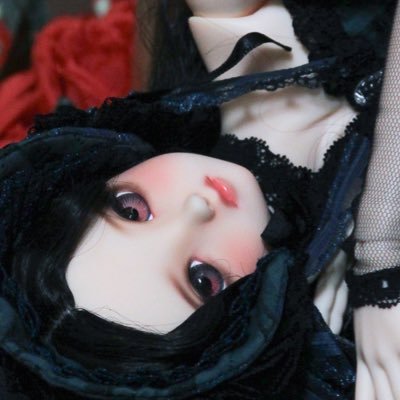 PealSoo's profile picture. 인형 / 성인 / 유리