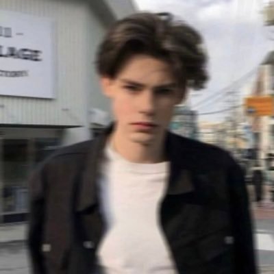 z151545's profile picture. 