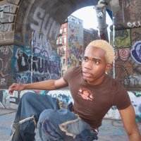 adé (@hoodtwinkk) 's Twitter Profile