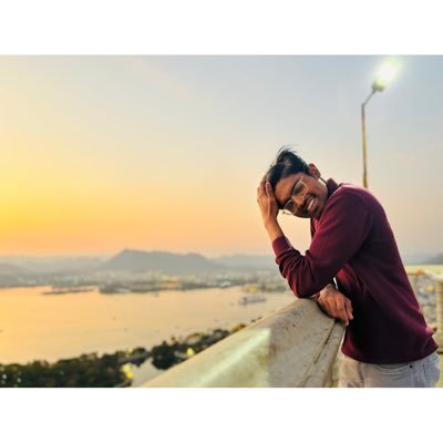 DeshmukhAbhi31's profile picture. Navigating the world of business with @IIM_Udaipur grape-vining, grape-farming… Finance consulting trainings with JPMC, Valorant… Jai Shivaray 🚩