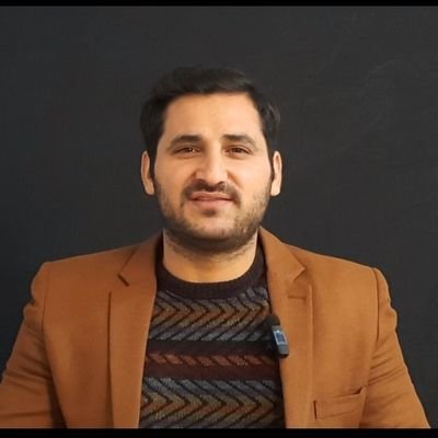 Writer and Journalist. Stundent of Int. Politics. | Part time Vloger | Columnist & Traveller | Critical in thinking
