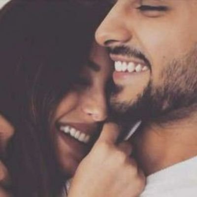 وفي النهايه : يبقى بجانبك من يحبك وليس من تحب