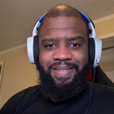 Aspiring comedian and video game streamer. I troll and love debates. #BigCreatXr