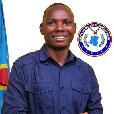 Acteur politique, chercheur et juriste publiciste, parlementaire des jeunes de Kinshasa Natif de Mweka.