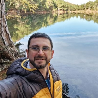GP, Dad, Husband, Spanish and Scottish on equal percentages. Loves wildlife. 🏴🇪🇸🇪🇺