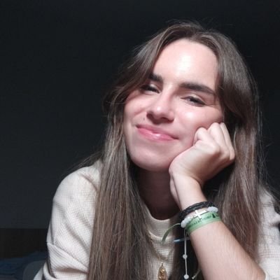 Celiaattoruiz's profile picture. En este mundo existimos cuando alguien nos mira 🌌🪐✨