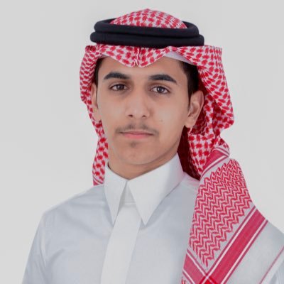 | طالب إعلام وعلاقات عامة @_KSU | مهتم بالتقديم والالقاء | قائد في @Twaiq_spp | 