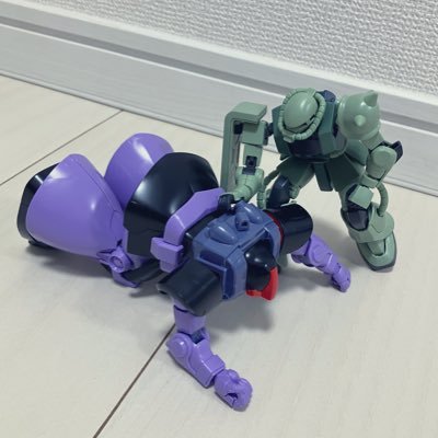 おもちゃで遊ぶ男/ガンプラハマり中の初心者/エヴァ、ポケモン、マンガ、太宰、ハイボールも好きです。既婚二児の父/得意技は二日酔い