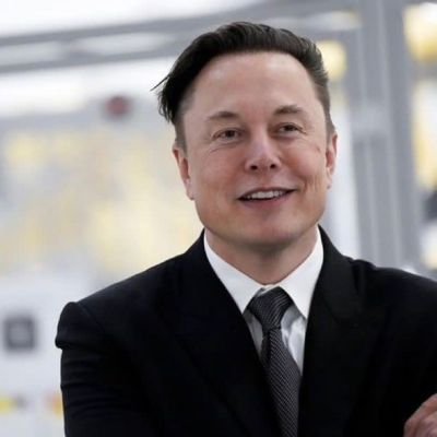 Elon Musk | Tesla | Spacex Elon Musk Is 👇 CEO - SpaceX 🚀 Tesla A 🚘 Founder - The Boring Company 🛣 Co-Founder - Neuralink, OpenAl @elonmusk