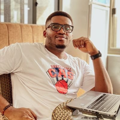 IN CHRIST JUSTIFIED 🤍 | Creative Director, STABILITY & SUSTENANCE |Building CJ Creative Studios | Dental Surgery Student|