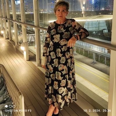 jedna_prava's profile picture. Ako danas ne uspemo, jedini razlog smo mi sami.
Zoran Đinđić