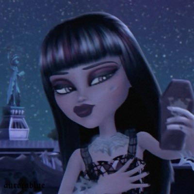 underjulystars's profile picture. ✩ and the universe said you are not alone ✩