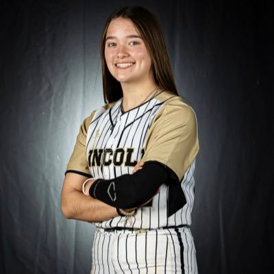 Next Level Willis #25 • Lincoln High School, AL #25 • Catcher/Middle Infield • 2026 • 4.0 GPA • NCSA and Ryzer Profile- Kinsley Crow