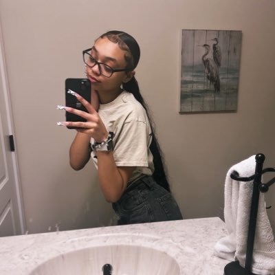 marilanee_ Profile Picture