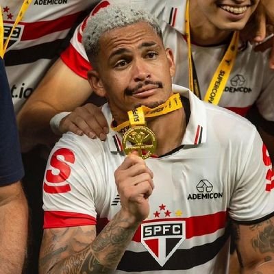 17Y @saopaulofc 🇾🇪🇾🇪 @realMadrid
Cristão - servo de deus 📖🙌🙏