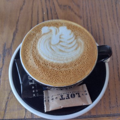 malabuntovnica's profile picture. Mehr Licht!