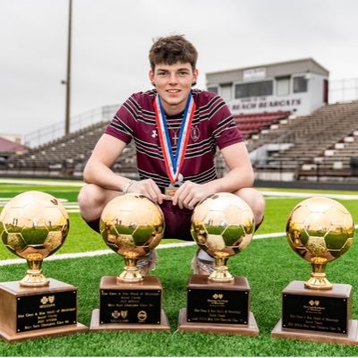 ‘24 LBHS ⚽️ F/MF/CB #8 | 3x 5A State ⚽️ Champ 🏆🏆🏆| 5’11” 155 lbs | GPA: 4.0, ACT: 22 | @prccsoccer signee