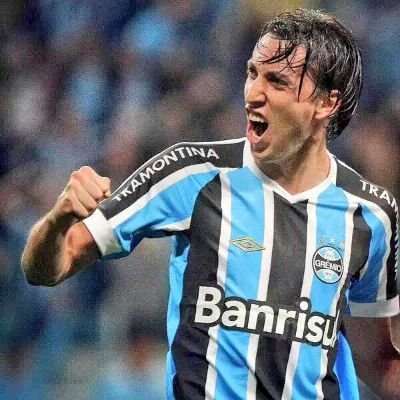 👑| Página inspirada em um dos MAIORES zagueiros da história do nosso IMORTAL.
🇪🇪| GRÊMIO em PRIMEIRO lugar SEMPRE.
📰| Informações e Debates.