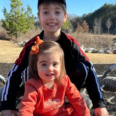 DadPabs's profile picture. 