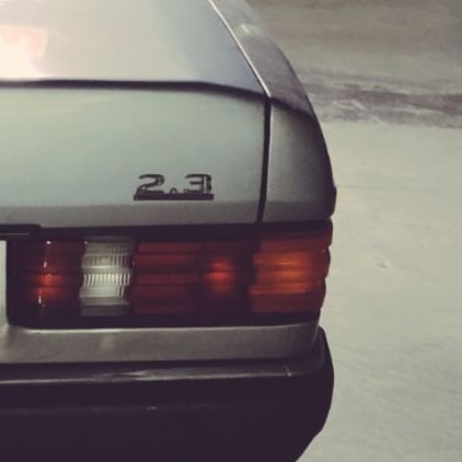 mtruchado's profile picture. Ingeniero, amante de la buena música. En algún momento la vida se me fue de las manos: uso inglés para trabajar, Alemán para vivir y Español para los familiares