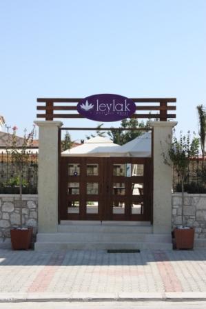 Accomodation at the natural Village in the West Coast of Turkey Near  City İzmir. Alaçatı is the old grek Village in the Çeşme Peninsula.