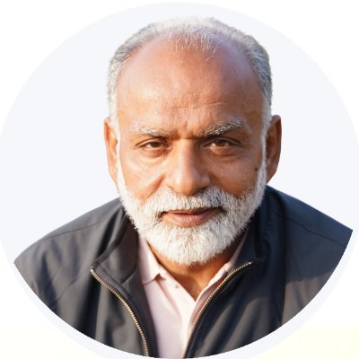Spiritual Life Master who has revolutionised the lives of lakhs for last 17 years through his powerful lectures (Vaanis). (Tweets by him are marked ~MG)