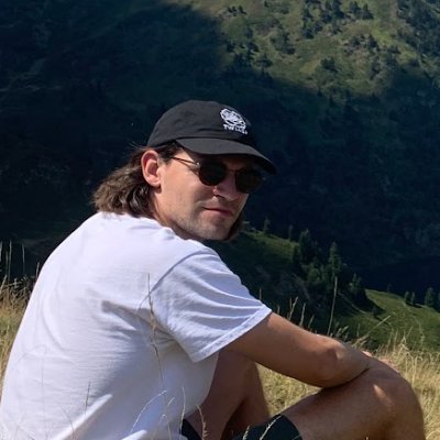 GodardBuilds's profile picture. https://t.co/fdYYQ6T5mt