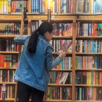 bookishnatasha Profile Picture