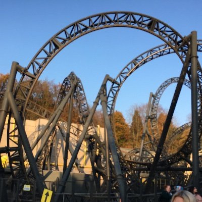 ThePumpkinHead7's profile picture. Your average Brit. Interested in politics, Portal and rollercoasters. All views my own.

Alt: @HoCDivisions