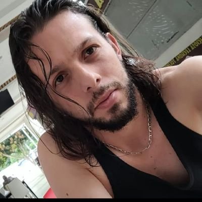 julian_ghenao's profile picture. 