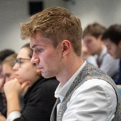 Bluebook Commission européenne 🇪🇺
Alumni Collège d'Europe et ScPo Strasbourg
Fièrement de droite 🇲🇫