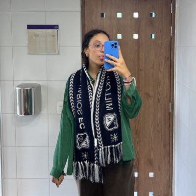 Gabriela_mobo's profile picture. En Twitter  puedo ser una FIFAs feliz.