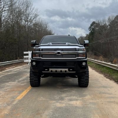 xWarriorKing77's profile picture. 