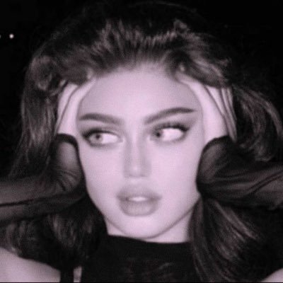 عريب جد و زين منطـوقٍ وخد ونجد العذيه مسكن له و داره 🦌✨.