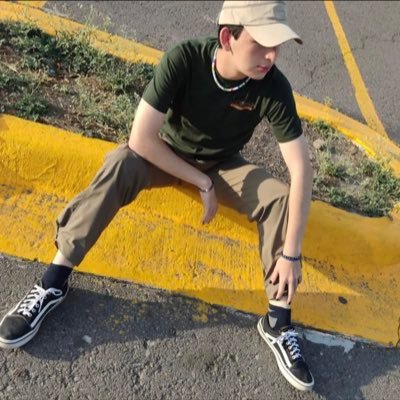 18/ ♐️/ punk-rock 🤘🏼🎸 (nueva cuenta perdí la anterior u_u)