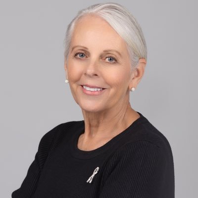 Lung cancer survivor and advocate https://t.co/Gf2z300D5a