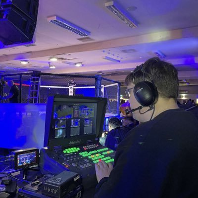 @SportJournUclan graduate | Event Communications team @Swim_England | Podcast Host @tsstpodcast