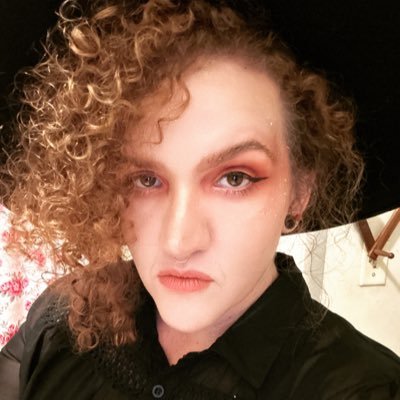 JadeDennisVO's profile picture. LGBTQ+ Voice Actor | They/She | Rep: Dean Panaro Talent | #BeybladeBurstSurge #PokemonMastersEX #JJBA #HeroMask