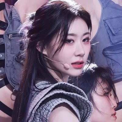 mel79734's profile picture. He/They|

loves reading queer books and manga.
loves Kpop, my ult are Itzy.