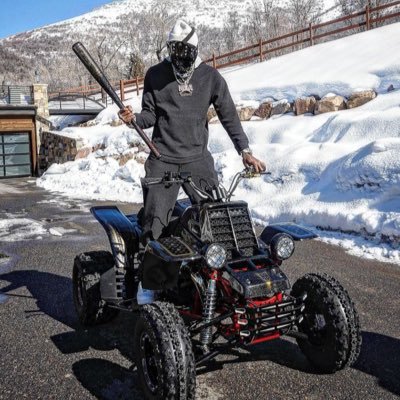 Him2Smoove's profile picture. THEE OHIO STATE🌿🅾️🌰 KC CHIEFS🏹 #FreeDdawg💚