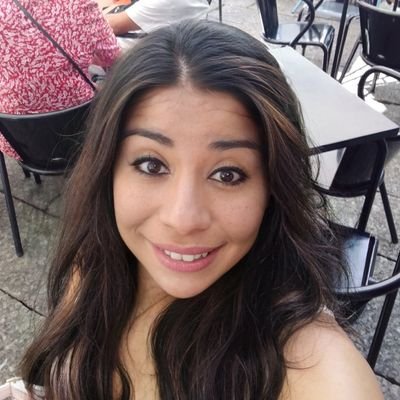 Doctora mexicana en el Bierzo, apasionada de las MMA, felizmente casada ❣️ y ahora mamá 🤱🏽
🌛🇪🇦 🇲🇽