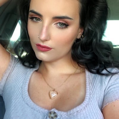 klf____'s profile picture. https://t.co/kKTmU3KkxS