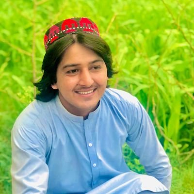 Politician🚩
Active in PTM🇦🇫It is in international charter that it is not terrorism to raise a gun for its sake, nor are they terrorists🚩✊